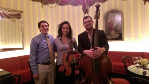 ShawChicago jazz trio performance